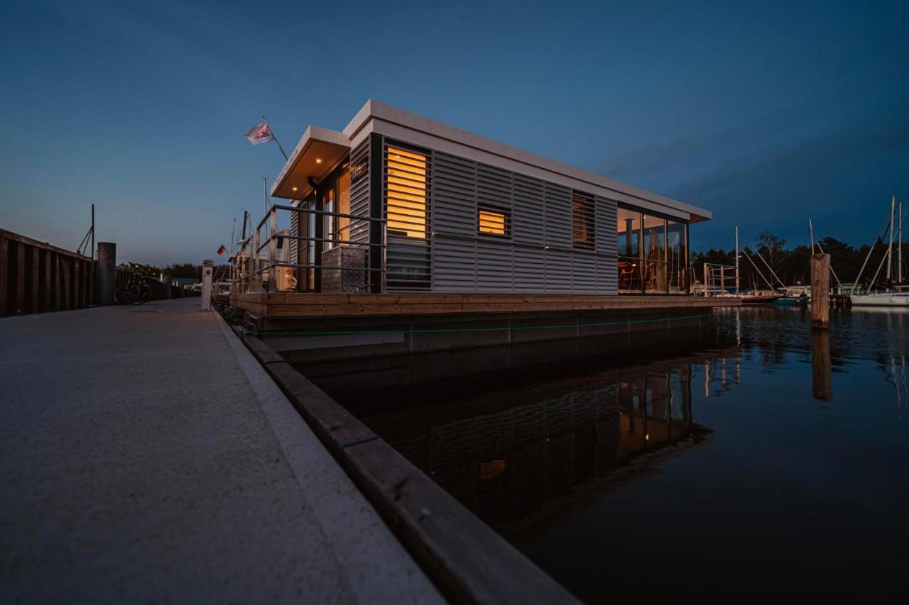 Floatinghouses Peenemuende Extérieur photo